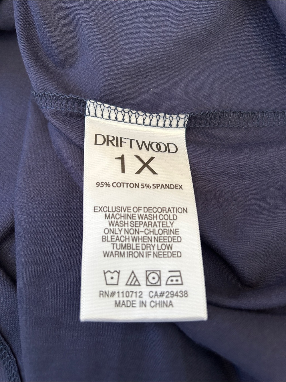 DRIFTWOOD Navy Short Sleeve Tee with Red, Blue & White Floral Embroidery New - Picture 8 of 8